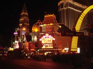 Fachada digital do cassino “Royale” em Las Vegas