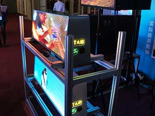 “TaxiTop” LED screens