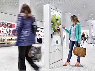 Clear Channel digital signage in shopping mall