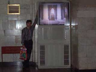 Projection screens at “Sennaya Ploshchad” metro station