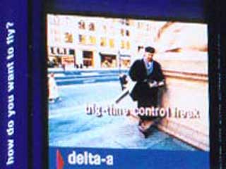 Werbung Bildschirm von Delta Air Lines