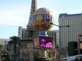 Cube vidéo de LED du casino à Las Vegas