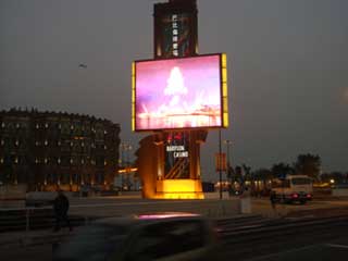 Outdoor advertizing LED screen