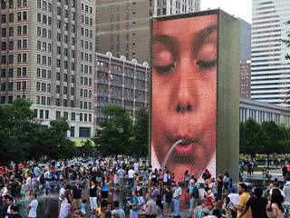 Crown Fountain do painel de LED no Millennium Park