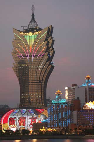 Façade media sur l'Hôtel Grand Lisboa Resort, Macau SAR, Chine