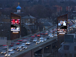 Dynamic LED video screens in London