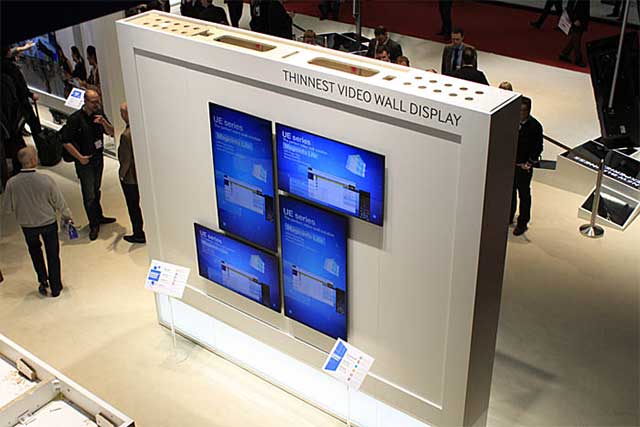 Extremely thin Samsung monitors