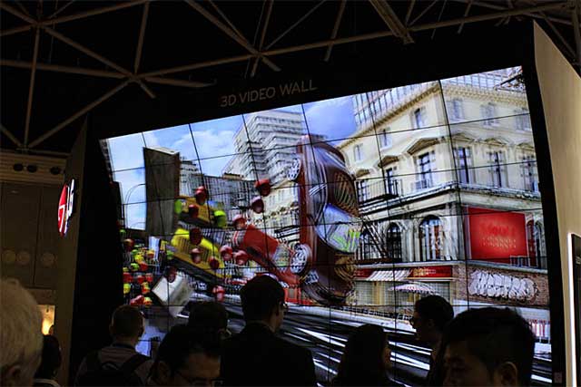 3D video wall by LG