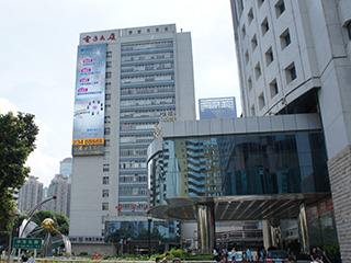 LED-Bildschirm eines Gebäude Fassade in Shenzhen