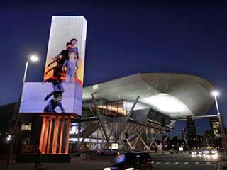 „Kunst auf der Marquee“ Projekt an den Boston Cyberarts und am Massachusetts Convention Centre