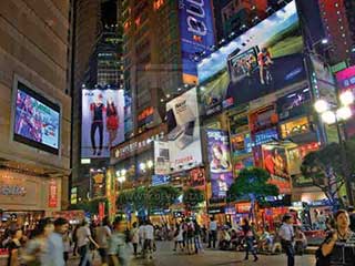 LED-Bildschirme auf Times Square in Hongkong