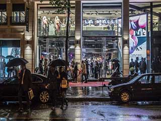 Écrans LED de magasin phare de La Halle à Paris