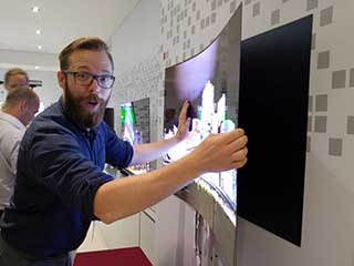 LG OLED Wallpaper Display