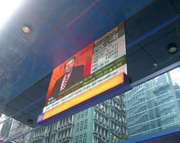 Hong Kong: Informational LED screen that belongs to a local TV station
