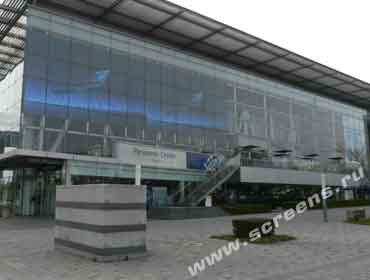 The huge LED screen on the facade of Panasonic commercial center