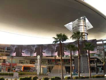 Curved indoor LED screens