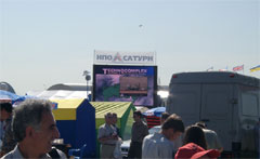 Lumineux LED d'affichage mobile à Airshow dans Zhukovsky