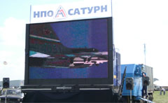 Lumineux LED d'affichage mobile à Airshow dans Zhukovsky