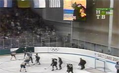 Foto des großen elektronischen Bildschirmes beim E Center (6x8 Meter) während der Salz-See-Stadt Olympiad in 2002.